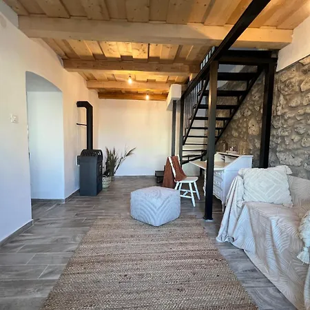 아파트 Kispatak Kohaz